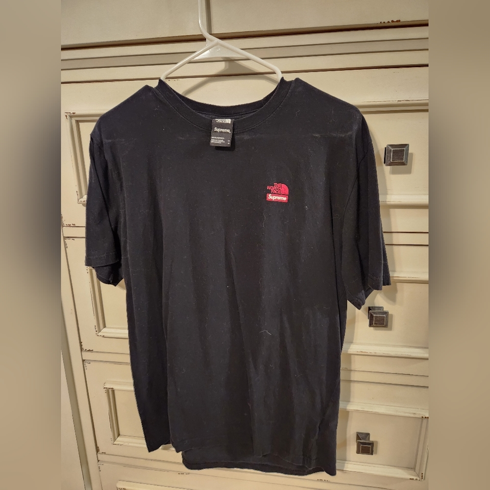 Supreme x Northface Collab t-shirt